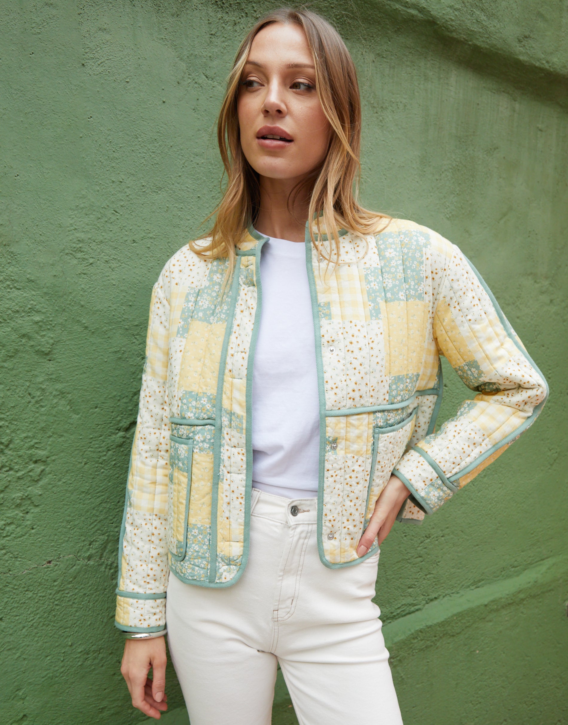 Heartbeat Petals Yellow Zippered Collared Lightweight Jacket