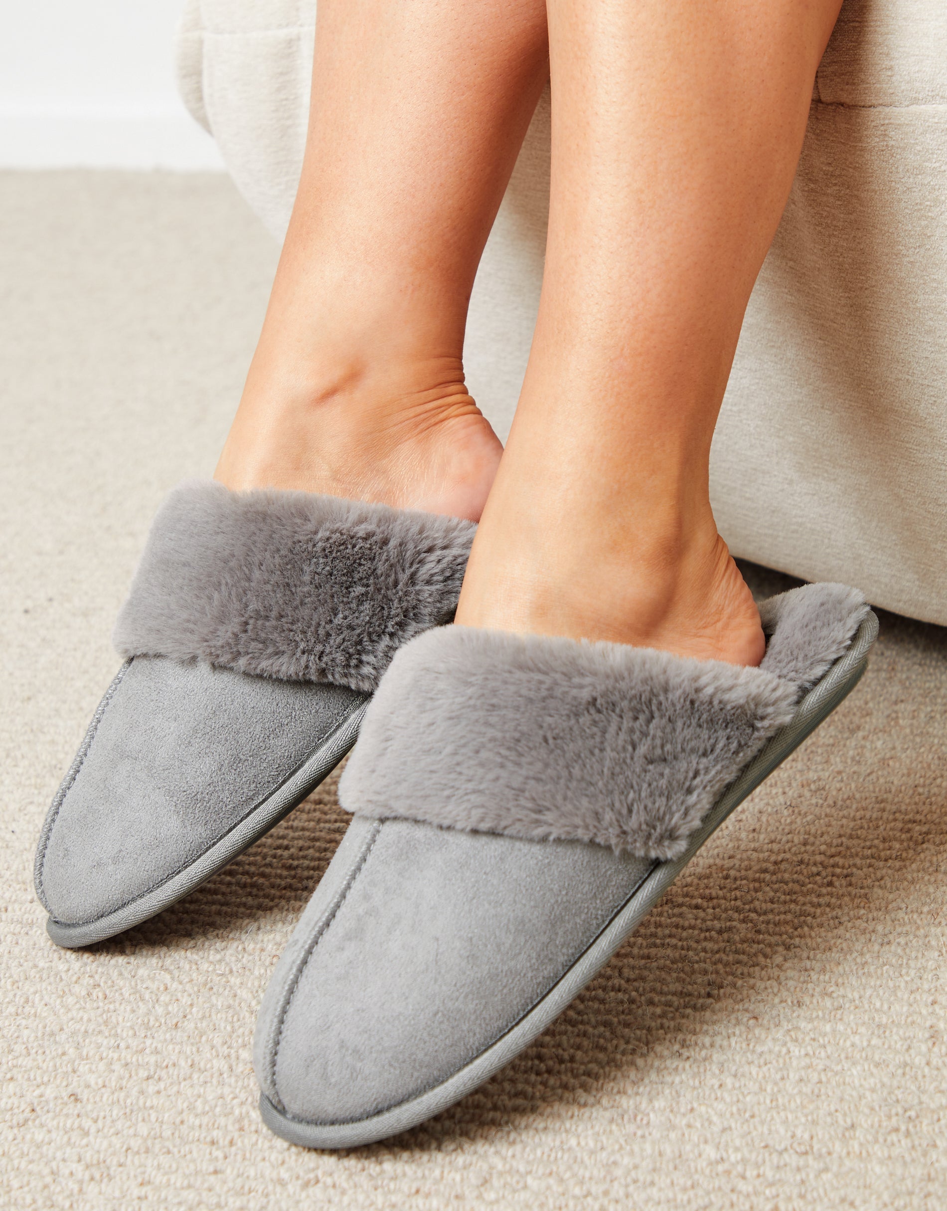 Threadbare Women's Grey Faux Suede Faux Fur Lined Mule Slippers