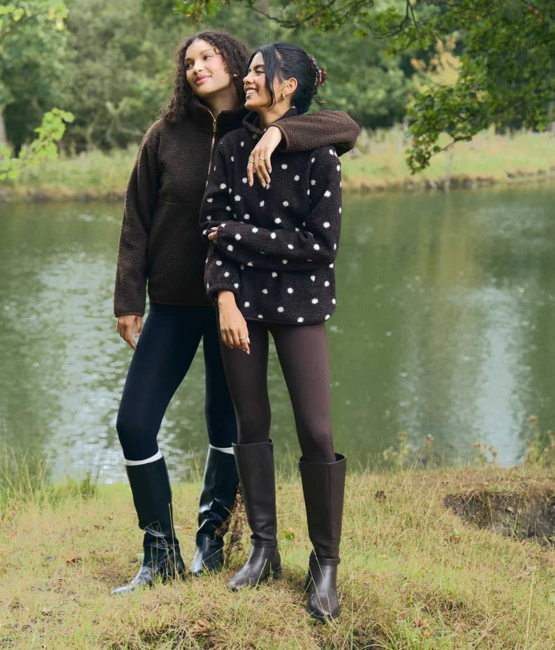 Women’s Fleeces: Must-Have Styles & Colours for Autumn