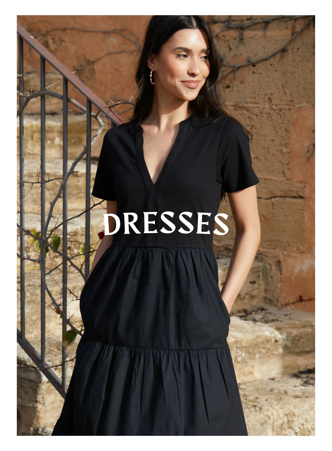 Dresses - Woman in Black flowy dress