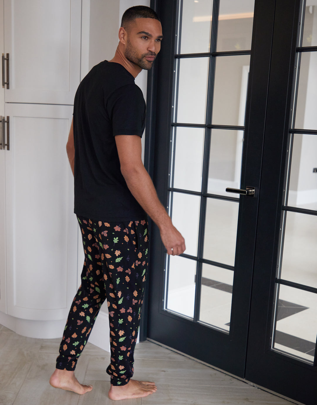 Black Pumpkin Graphic PrintPyjamas (2-Piece Set)