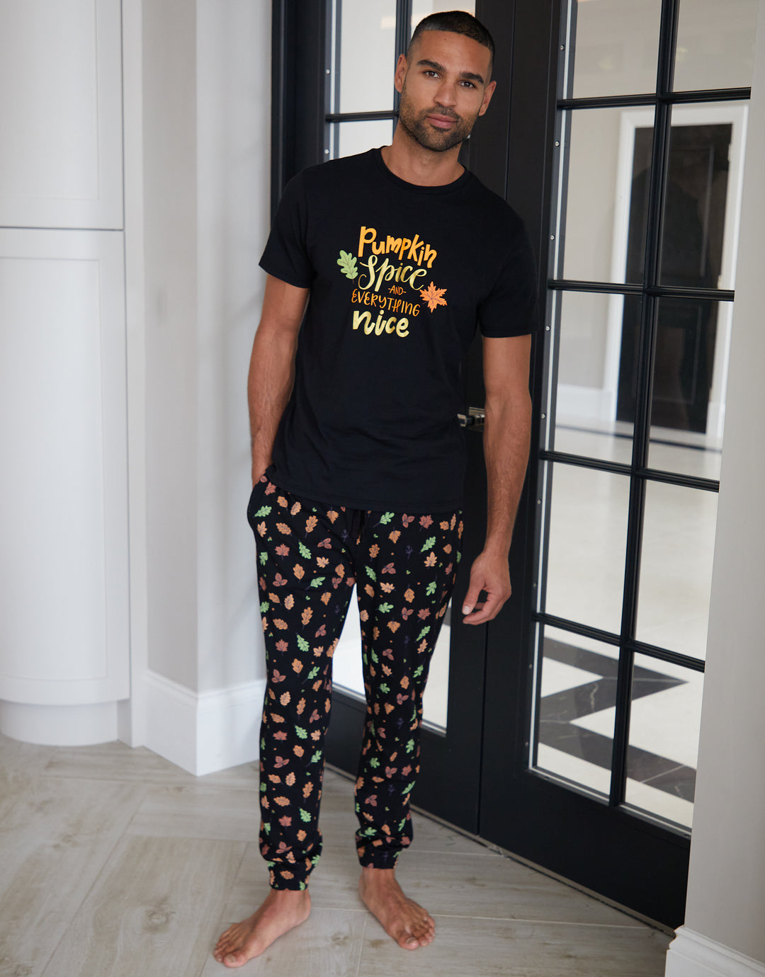 Black Pumpkin Graphic PrintPyjamas (2-Piece Set)