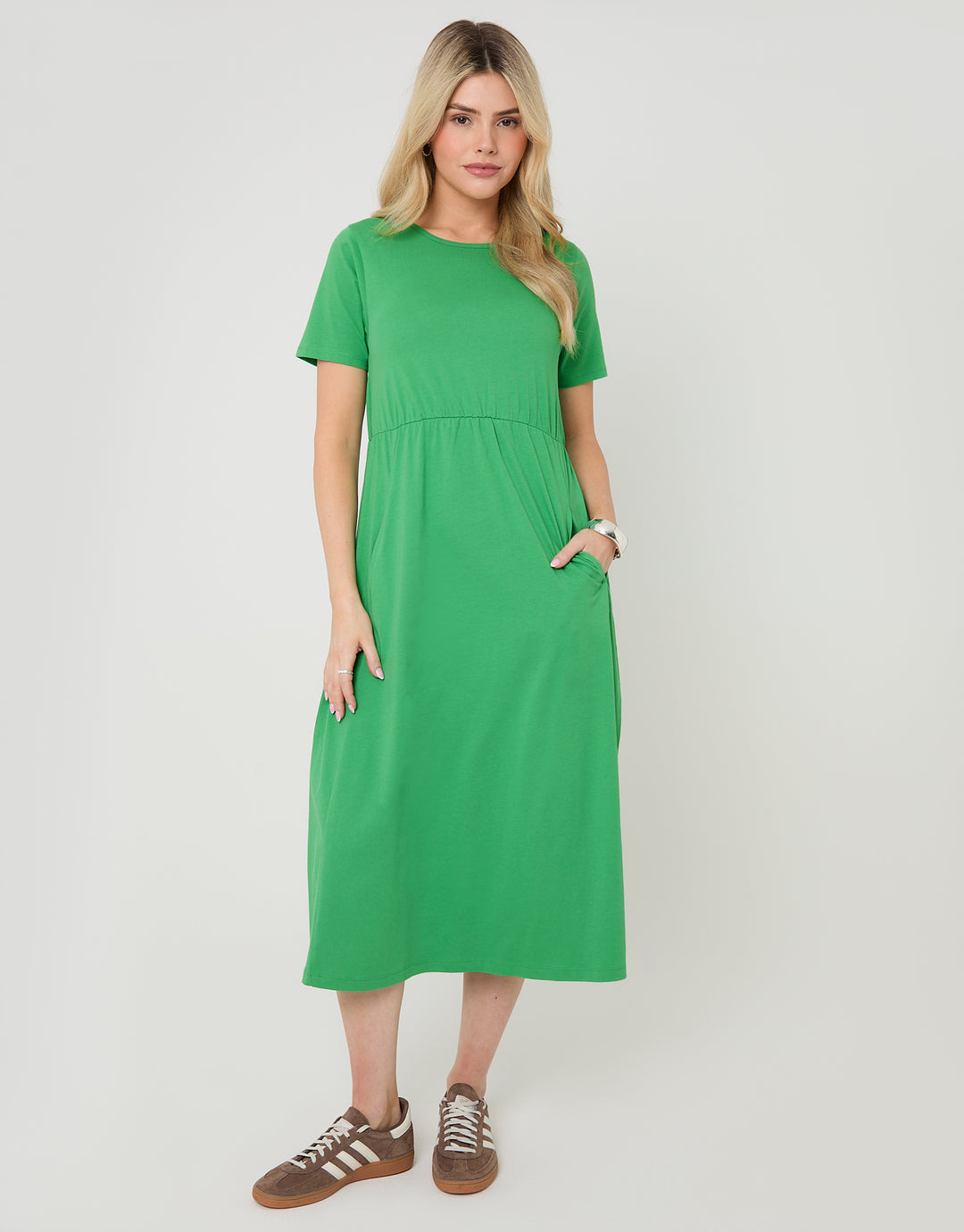 Threadbare Jersey Midi Smock Dress in Green - full body
