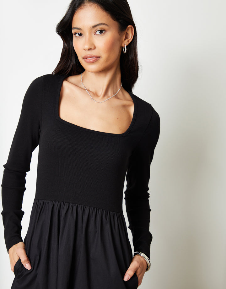 2-in-1 Jersey Poplin Mix Square Neck Long Sleeve Dress in Black