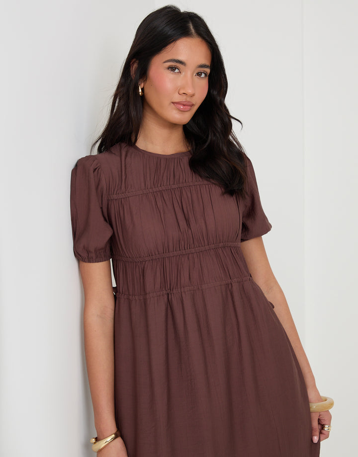Threadbare Ruched Drawstring Puff Sleeve Midi Dress in Chocolate - close up
