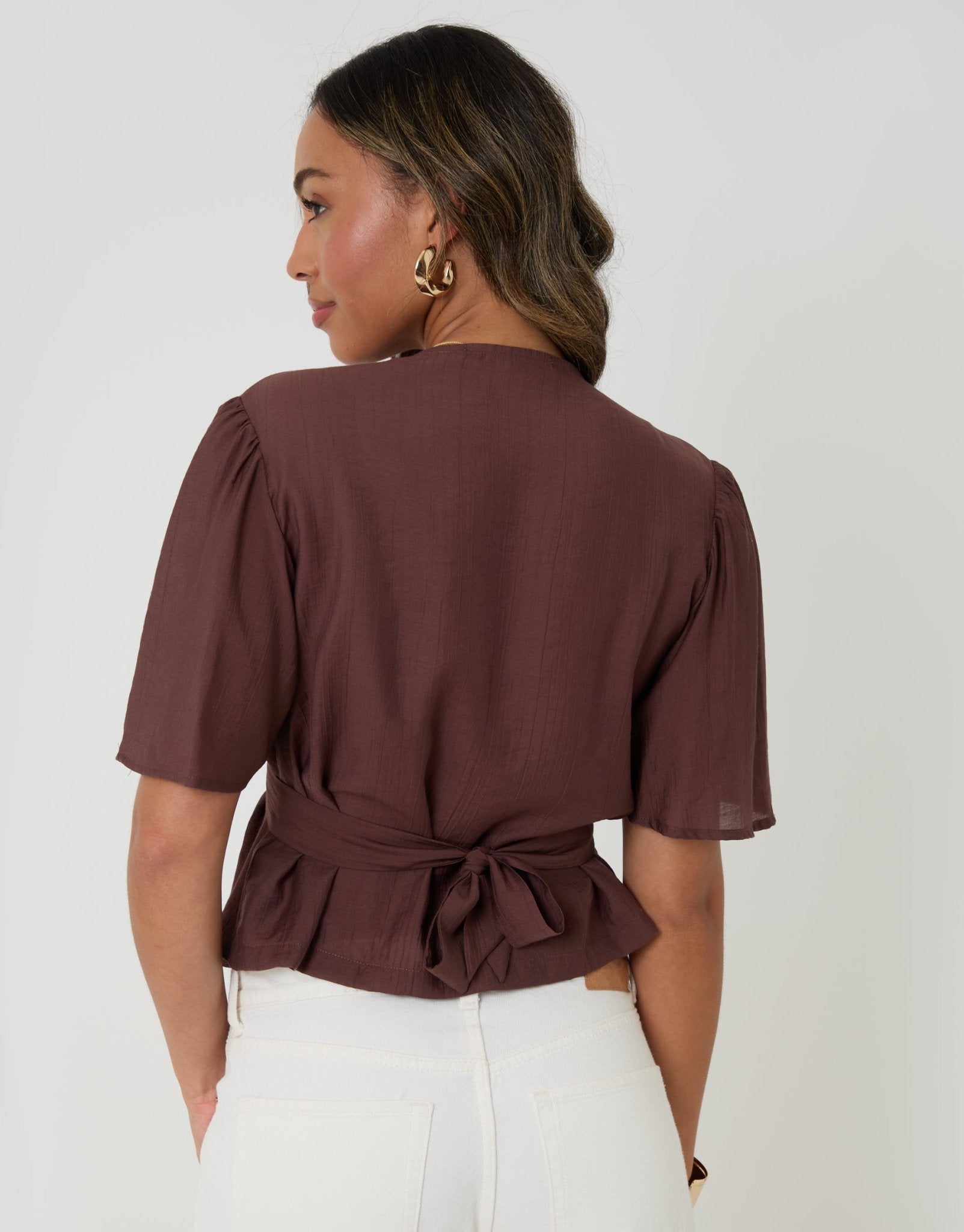 Threadbare Women's Flutter Sleeve Tie-Back Top in Chocolate