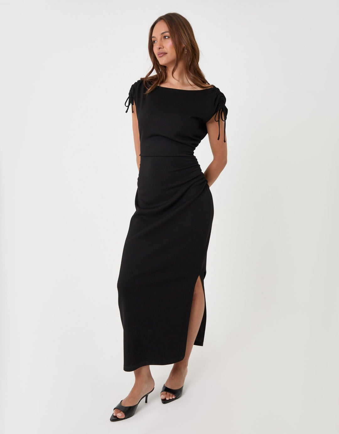 Threadbare Women's Ruched Shoulder Tie Midi Dress in Black