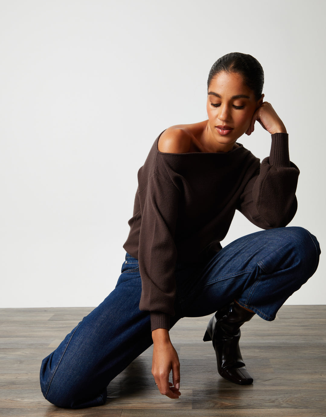 Indigo Wash Barrel Leg Jeans