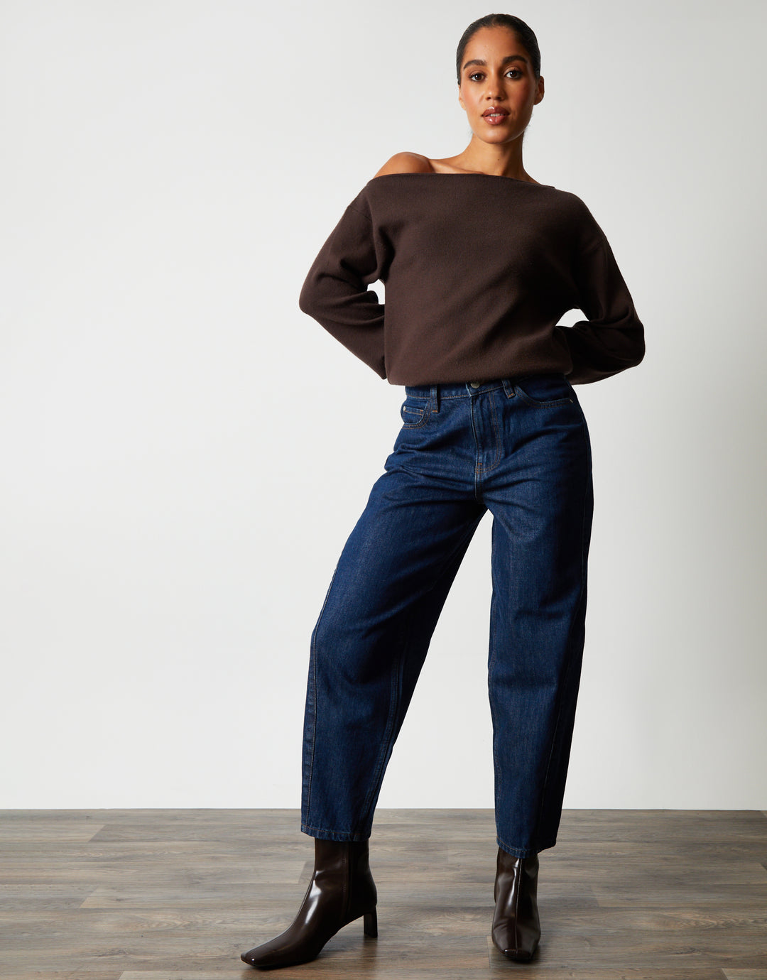 Indigo Wash Barrel Leg Jeans