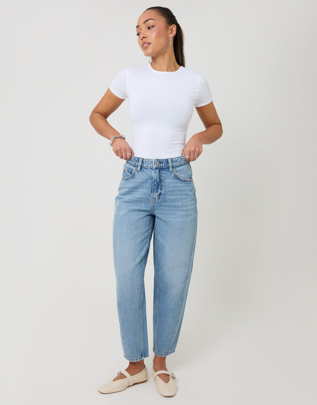 Threadbare Petite Barrel Leg Jeans in  Light Wash - full body