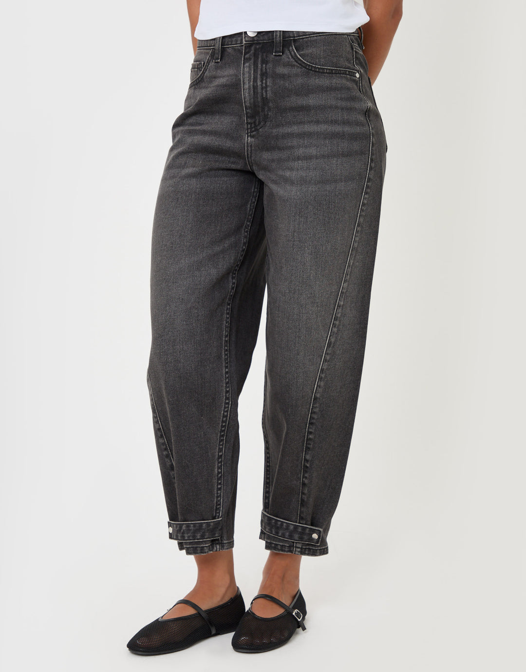 Threadbare Petite Barrel Leg Jeans in Black - front view