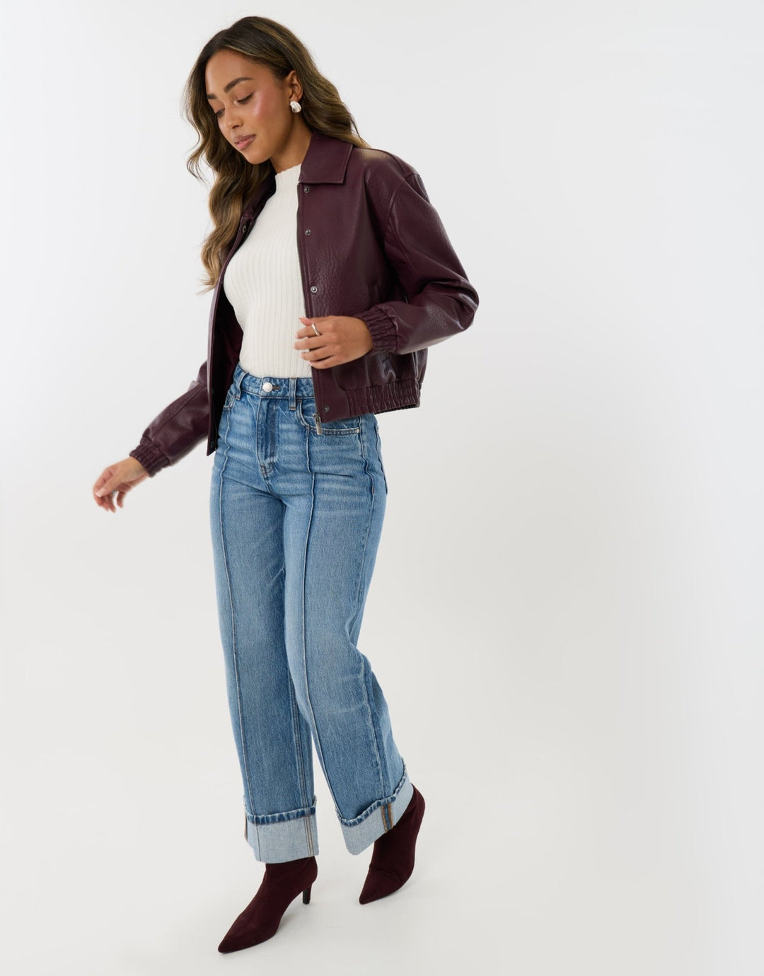 Wide Leg Turn Up Jeans in Mid Wash