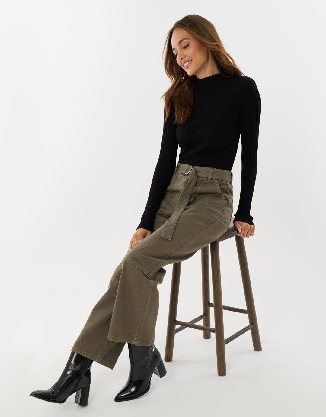 High Waisted Cargo Jeans with Belt in Khaki