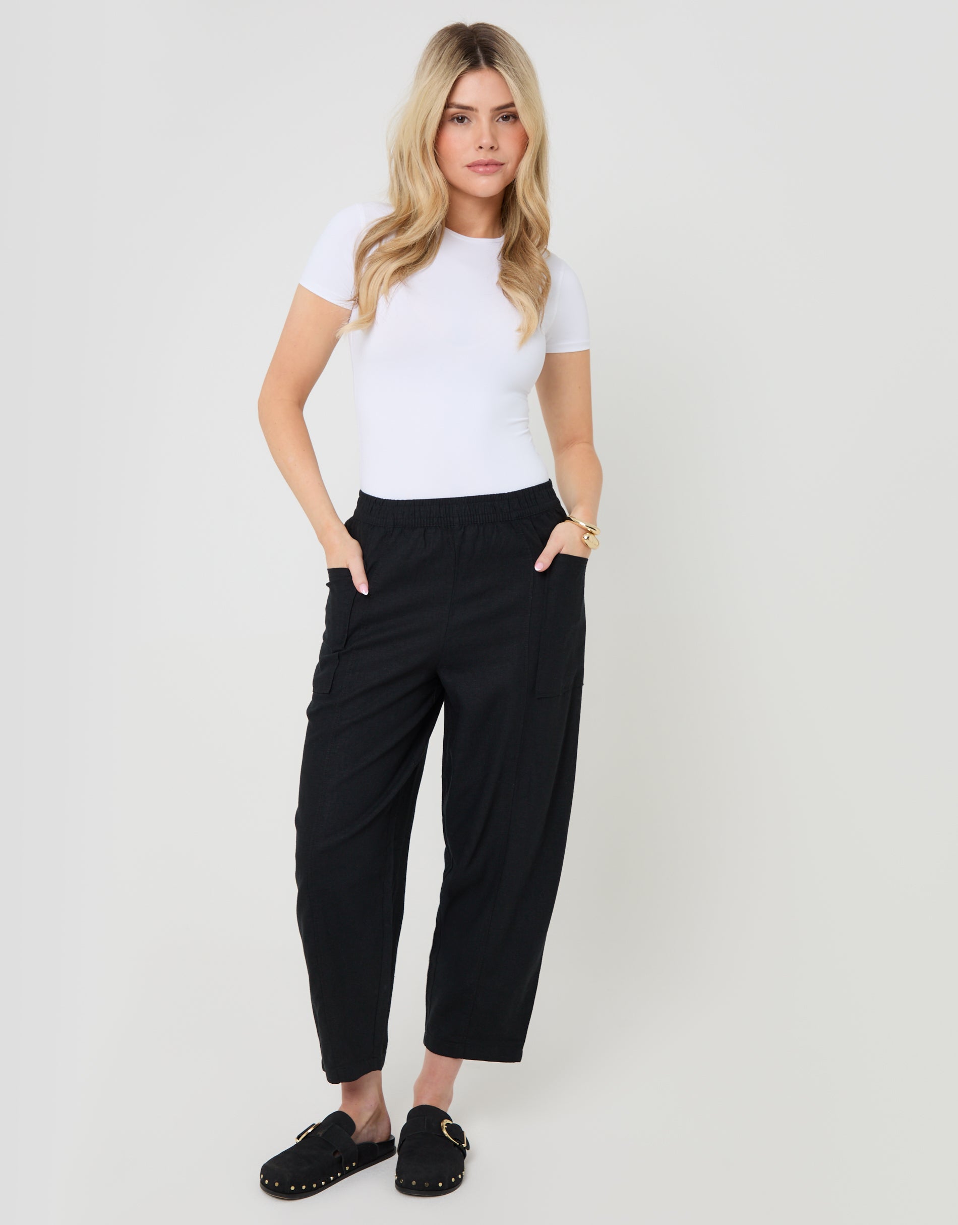 Black Linen Blend Pocket Detail Barrel Leg Trousers