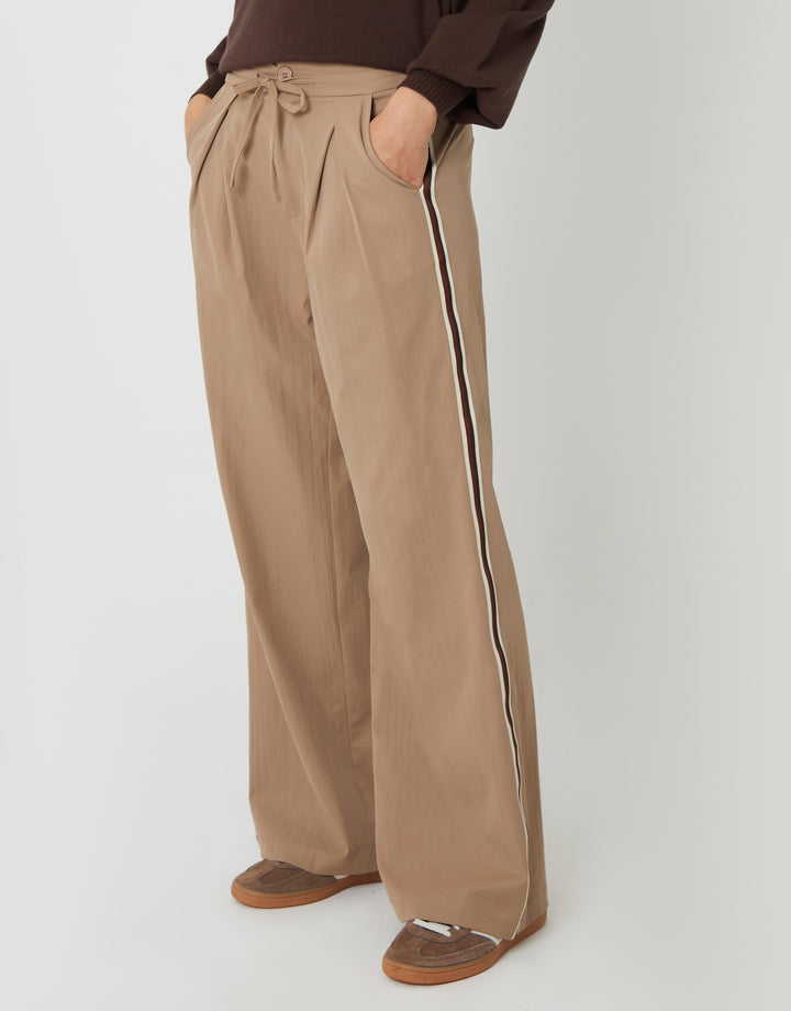 Brown Pleated Side Stripe Wide Leg Trousers