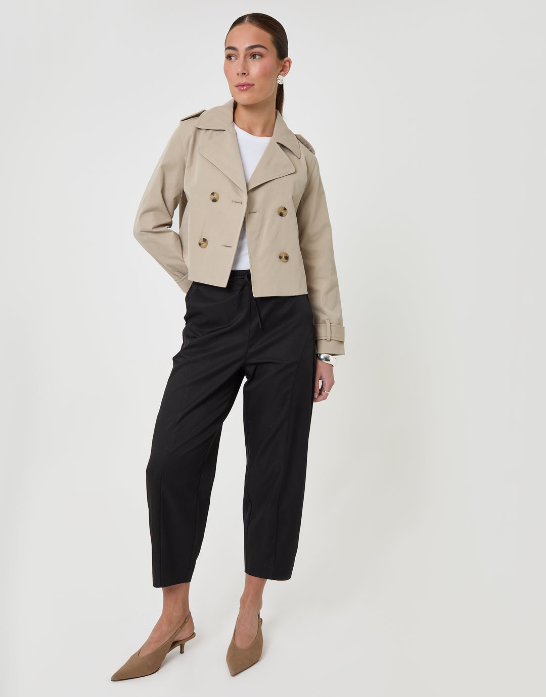 Threadbare Petite Curved Seam Barrel Leg Trousers in Black - full body