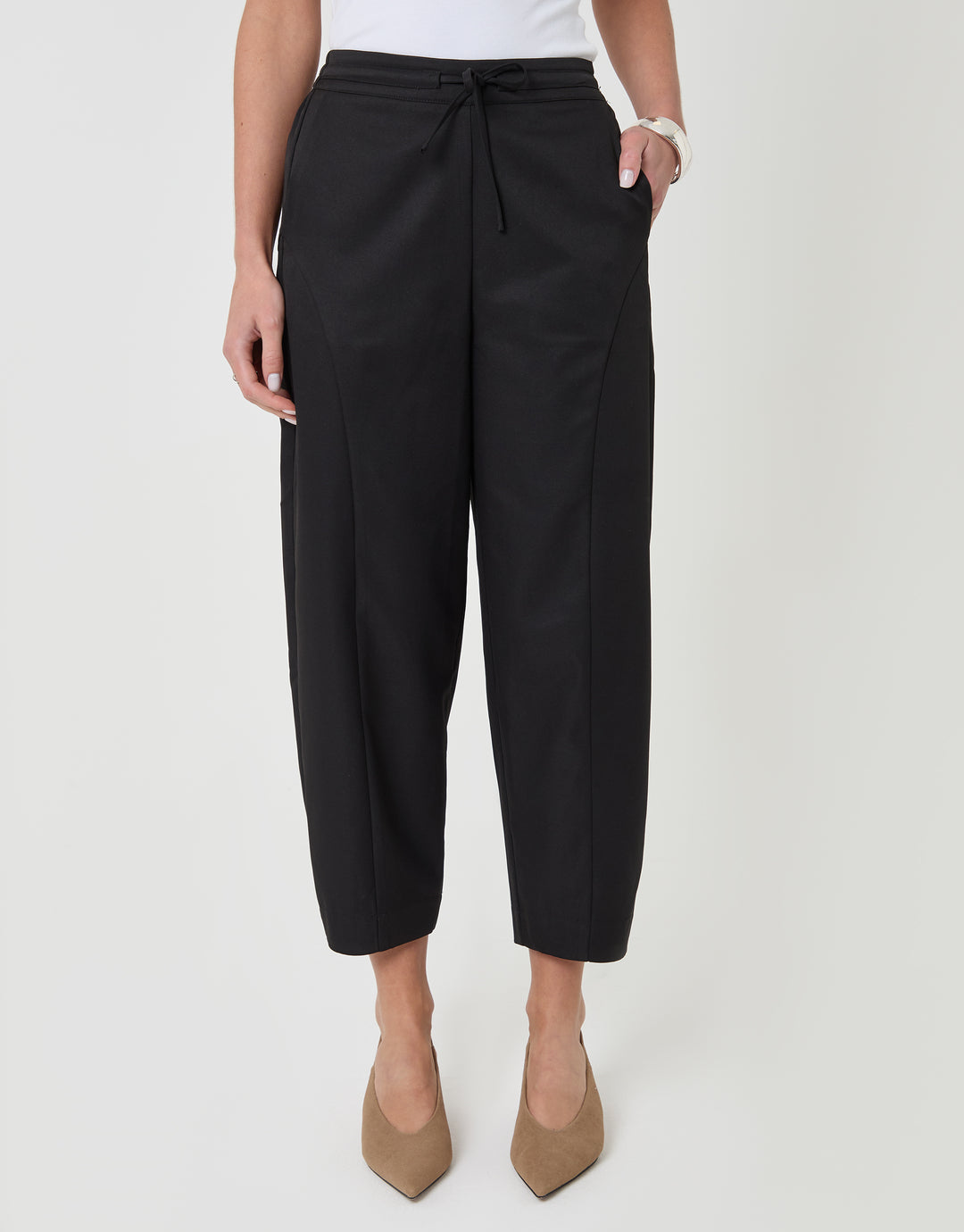 Threadbare Petite Curved Seam Barrel Leg Trousers in Black - front view