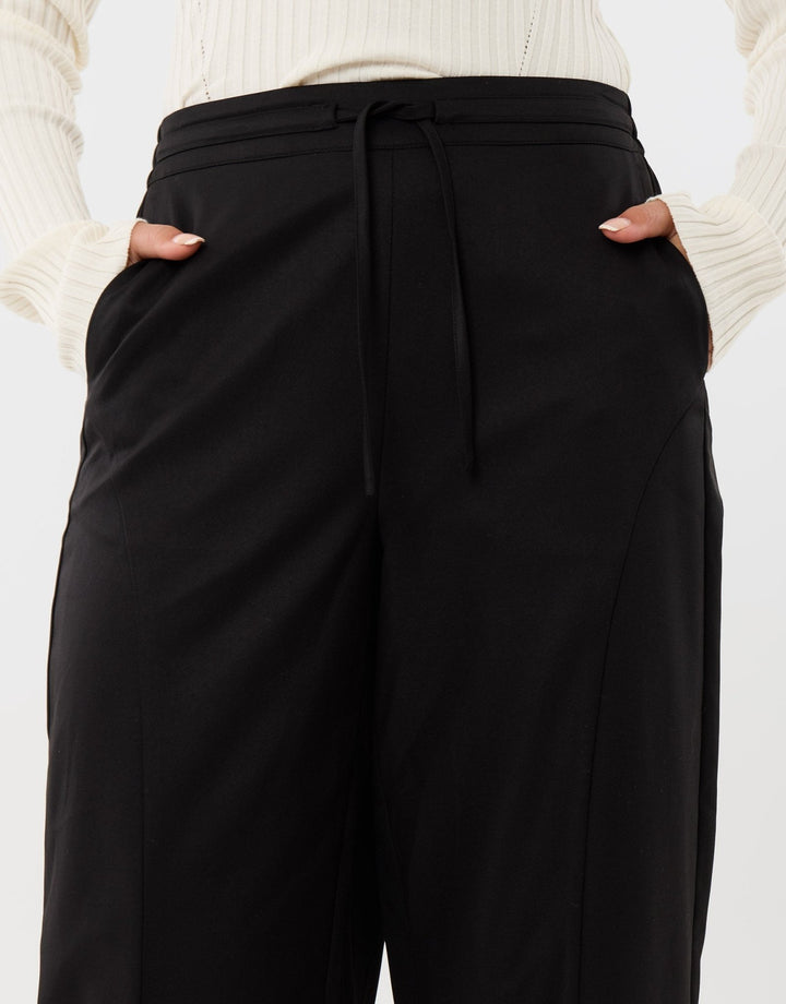 The Signature Barrel Leg Trousers in Black