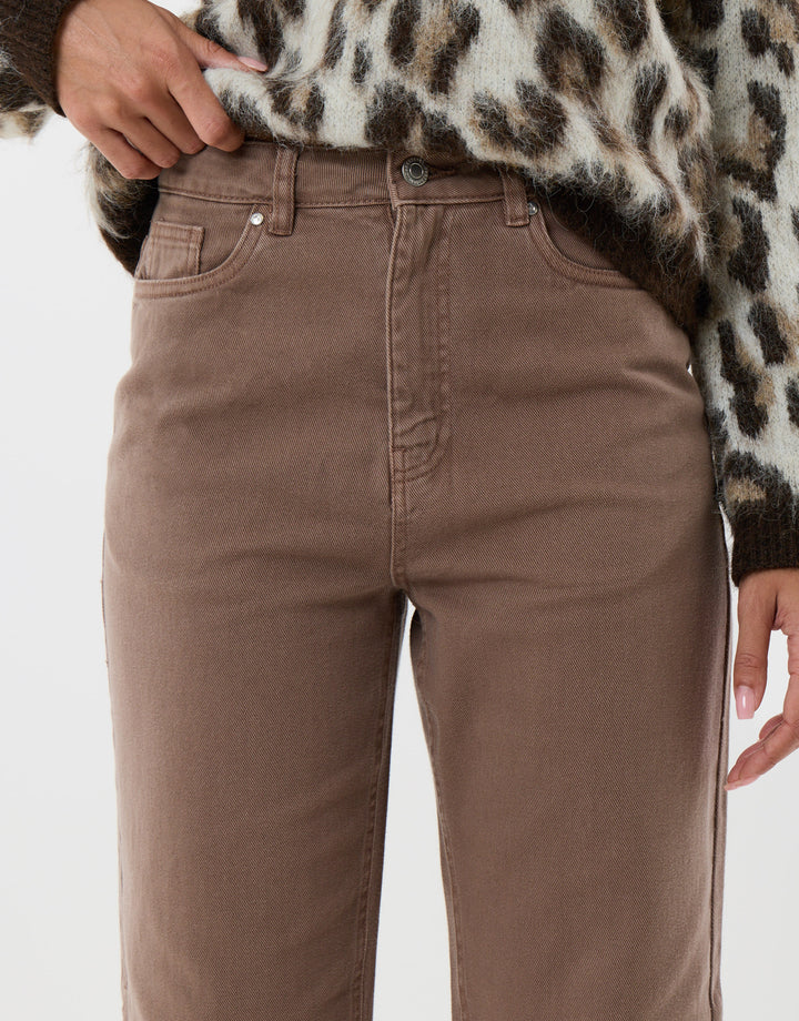 The Classic Straight Leg Jeans in Mocha Brown