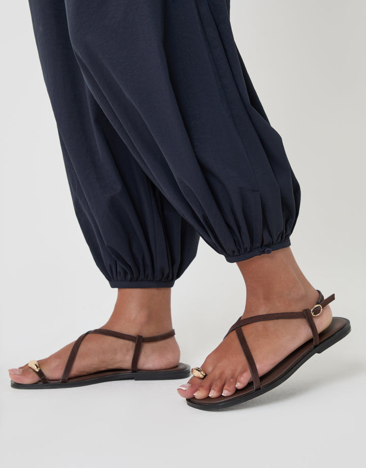 Threadbare Ladies Velvetine Balloon Button Trouser in Navy - detail