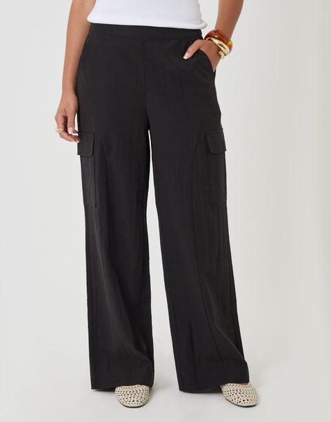 Threadbare Curve Seam Wide Leg Trousers in Black - front view