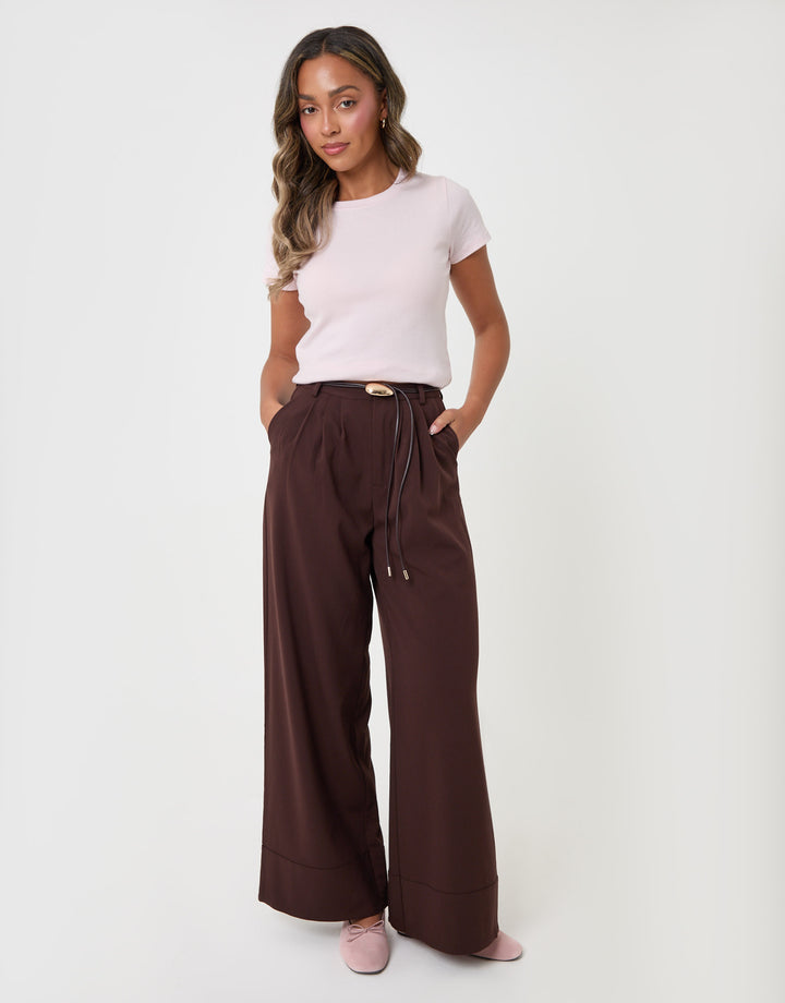 Petite Pleated Wide Leg Trousers in Brown