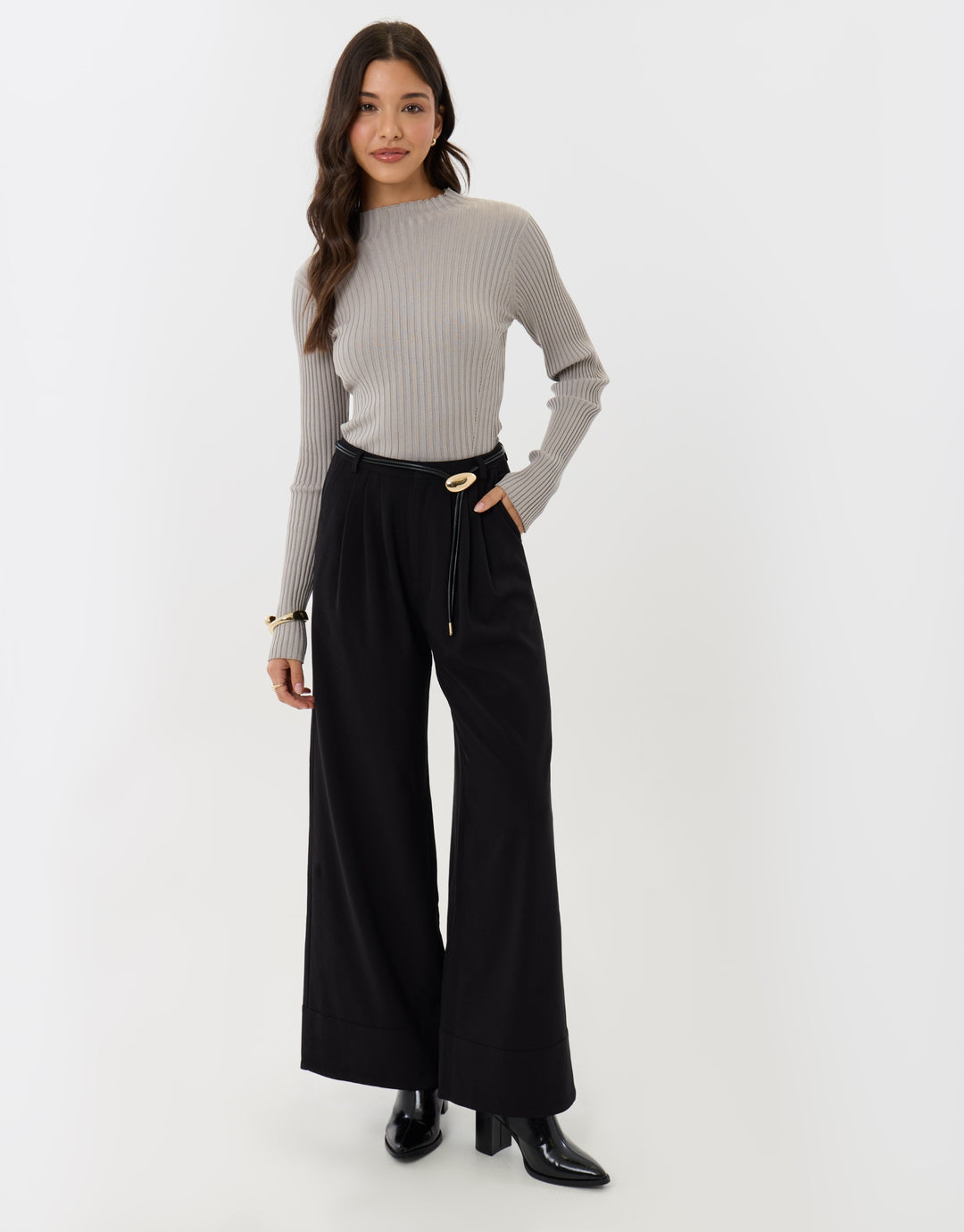 Pleated Wide Leg Trousers in Black