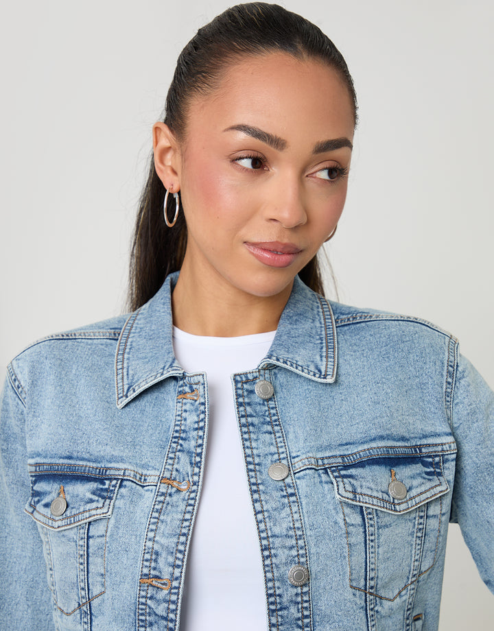 Denim Jacket in Light Blue Wash