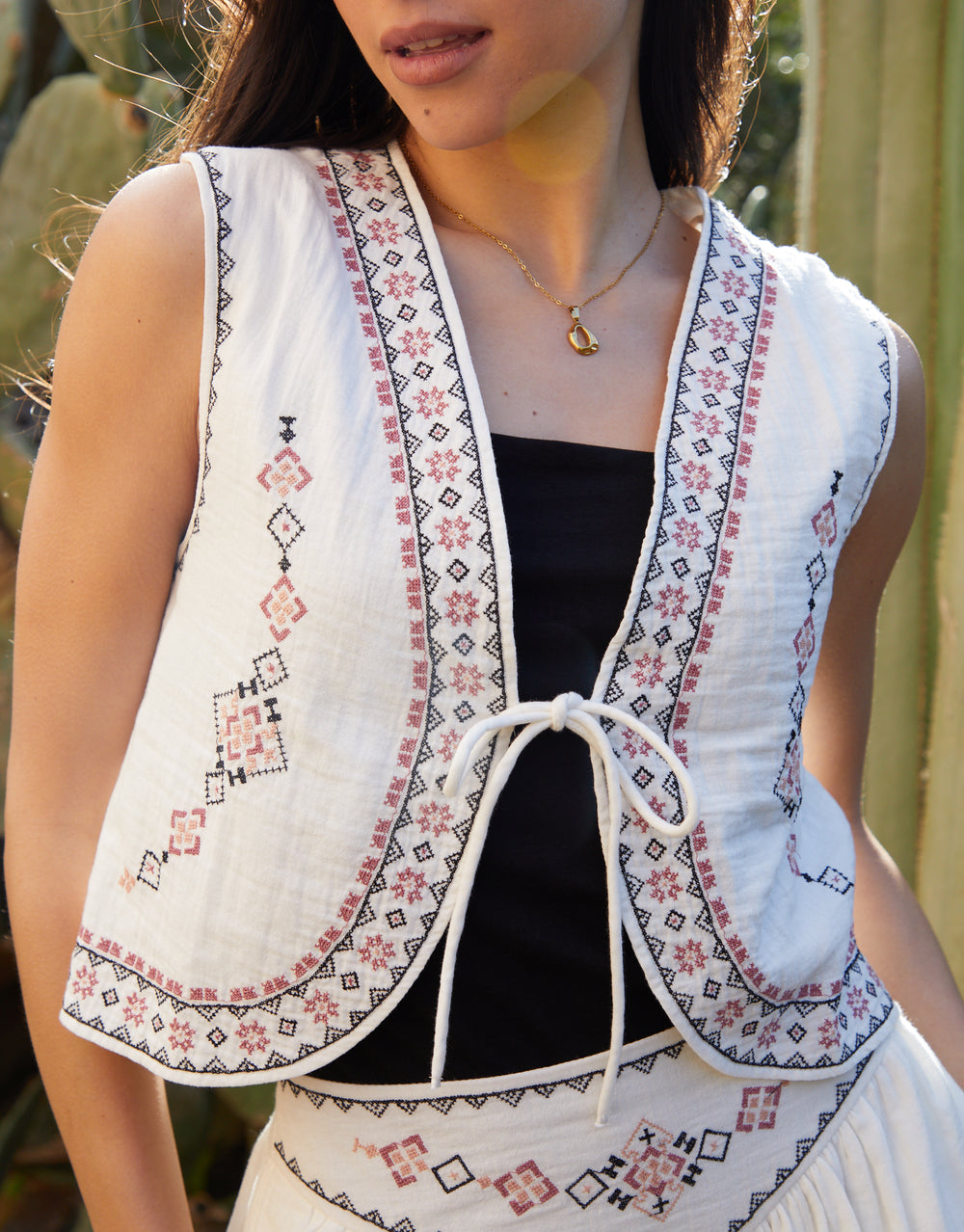 Women's Tops – Threadbare