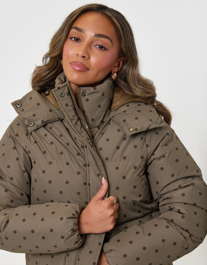 Threadbare Cropped Funnel Neck Puffer Coat in Mink Brown Polka Dot - close up