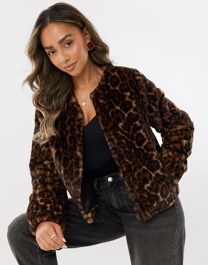 Collarless Faux Fur Jacket in Leopard Print