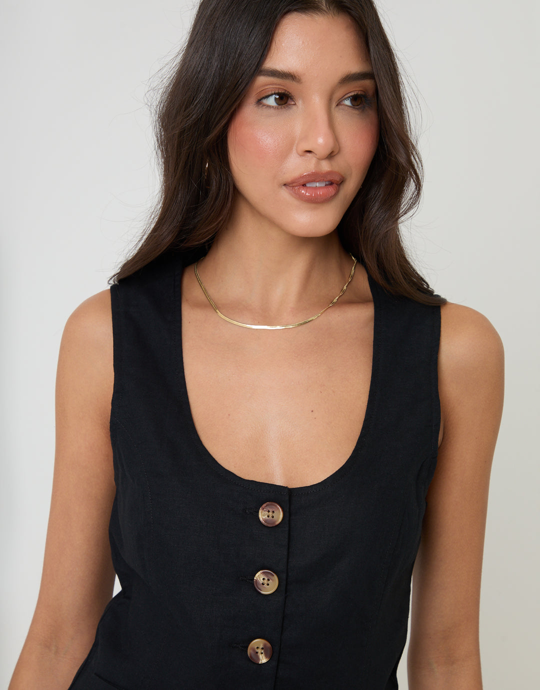 Threadbare Linen Blend Scoop Neck Waistcoat in Black - neckline close up