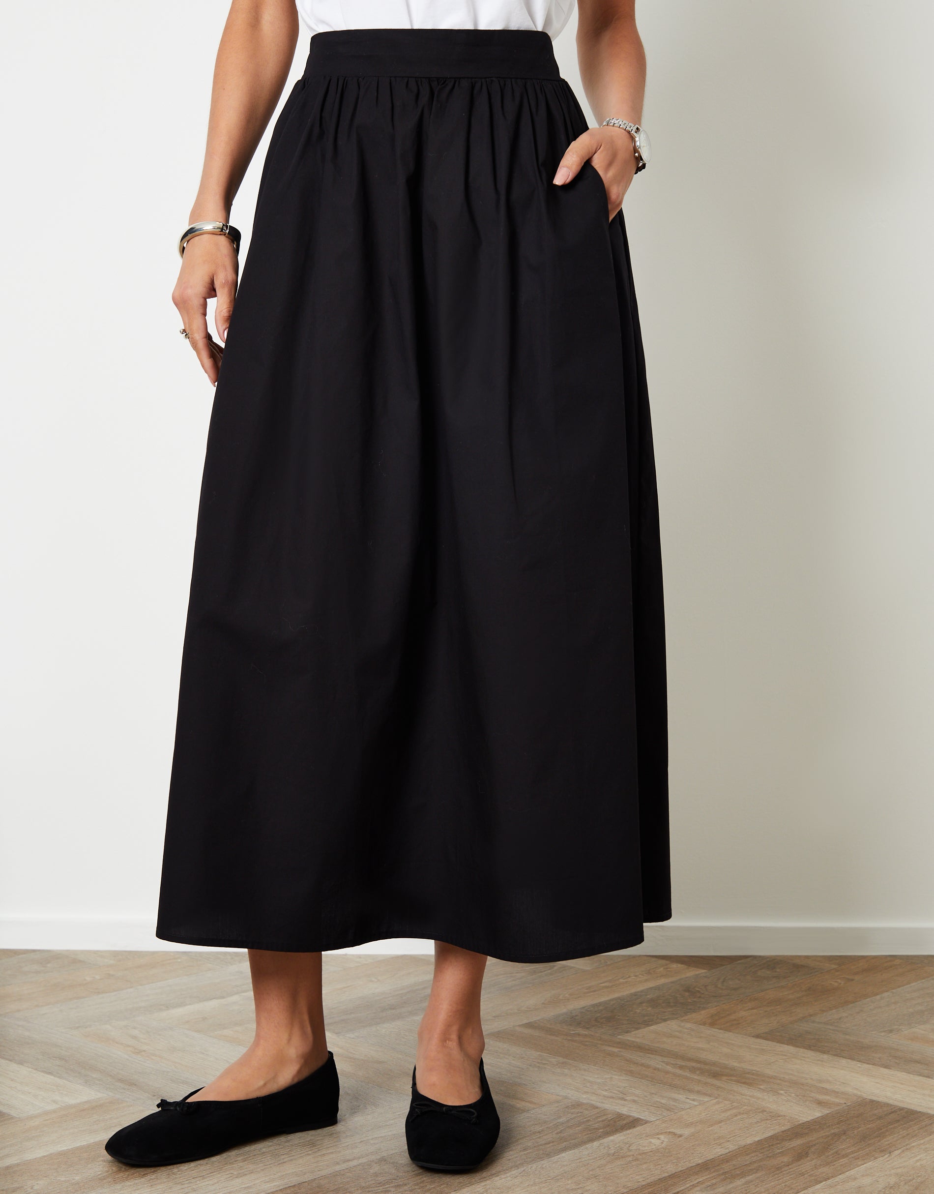 Threadbare Women's Black Cotton Poplin Skirt with Pockets