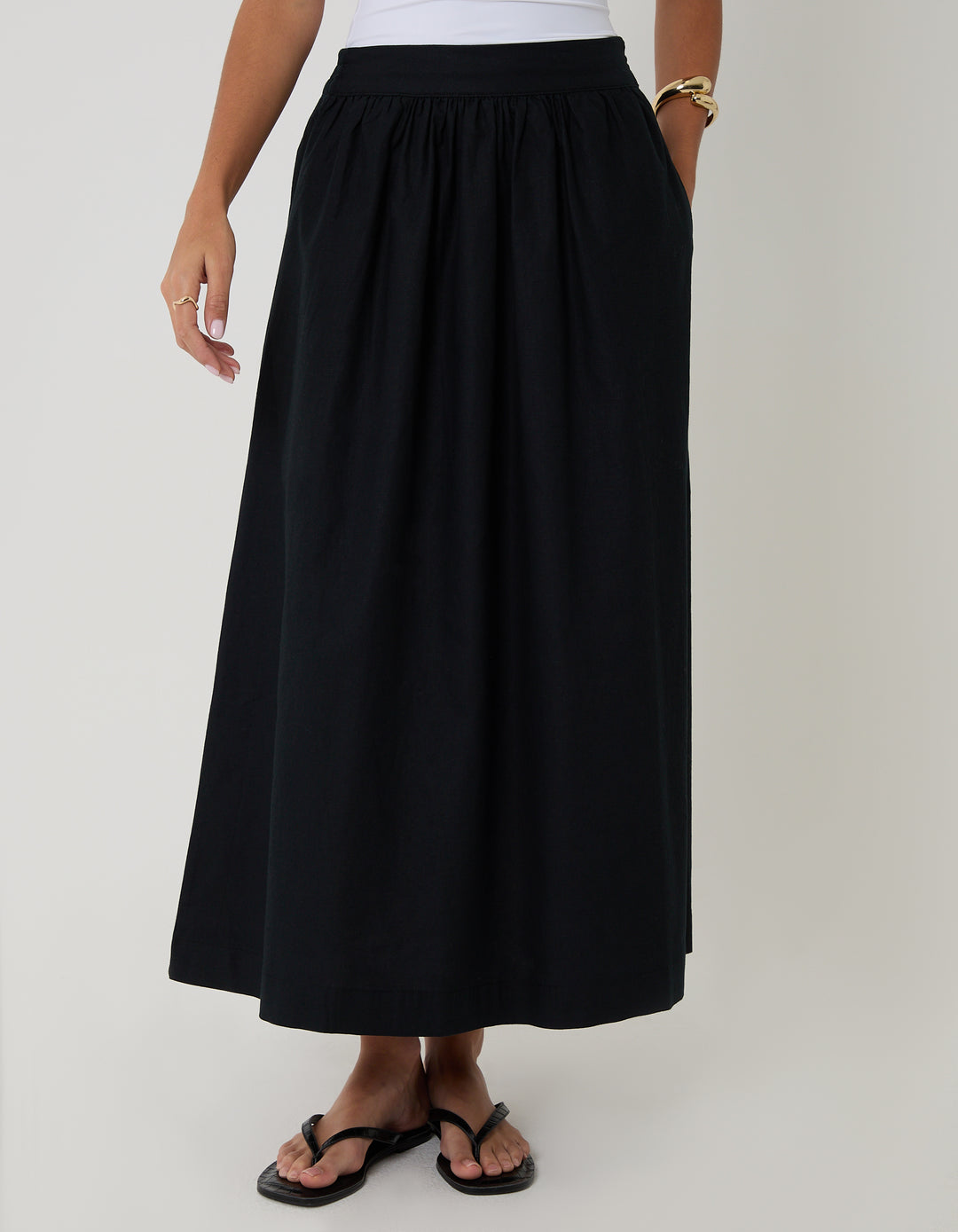 Threadbare Linen Blend Gathered Midaxi Skirt in Black - front view