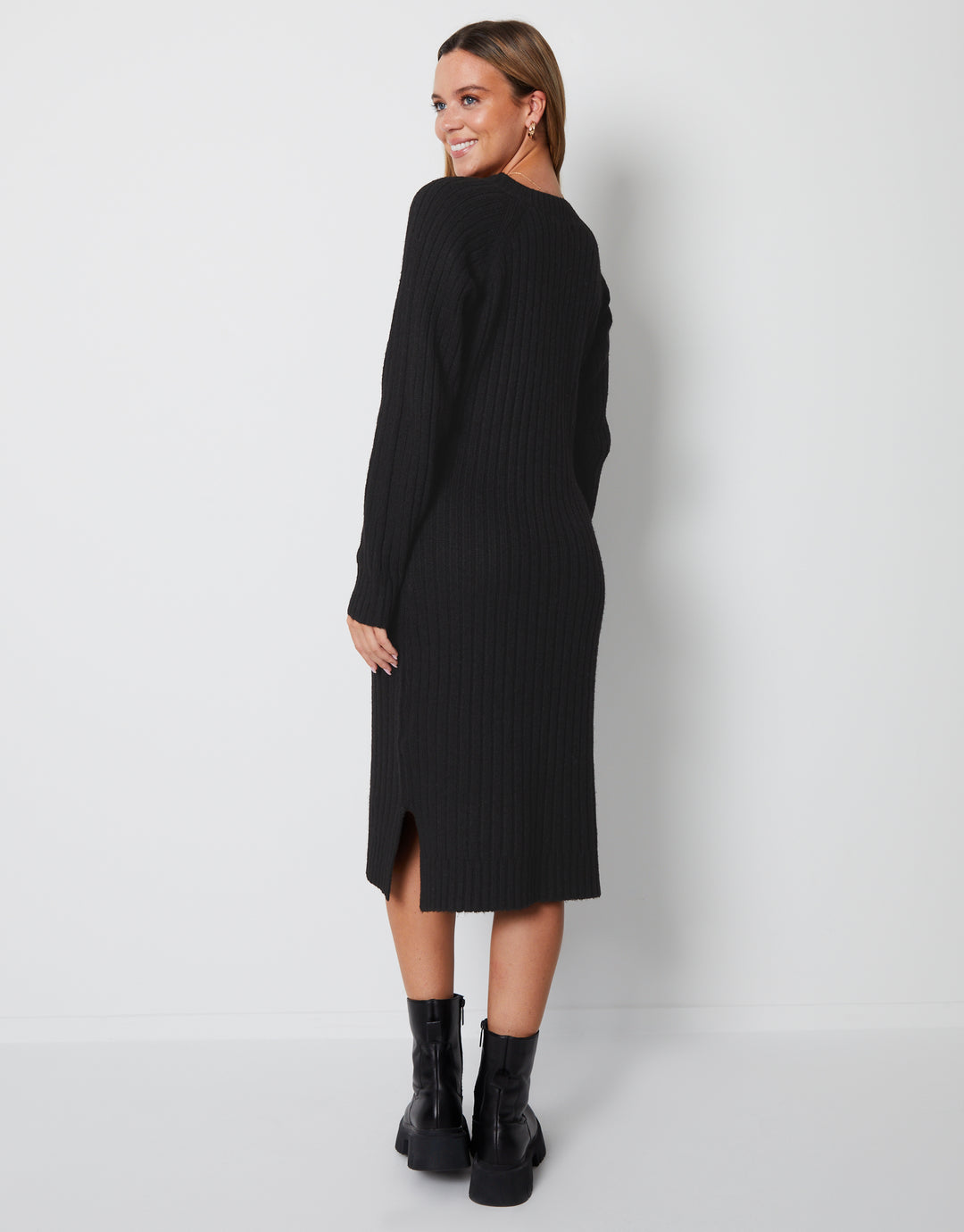 Black V Neck Knitted Midi Dress