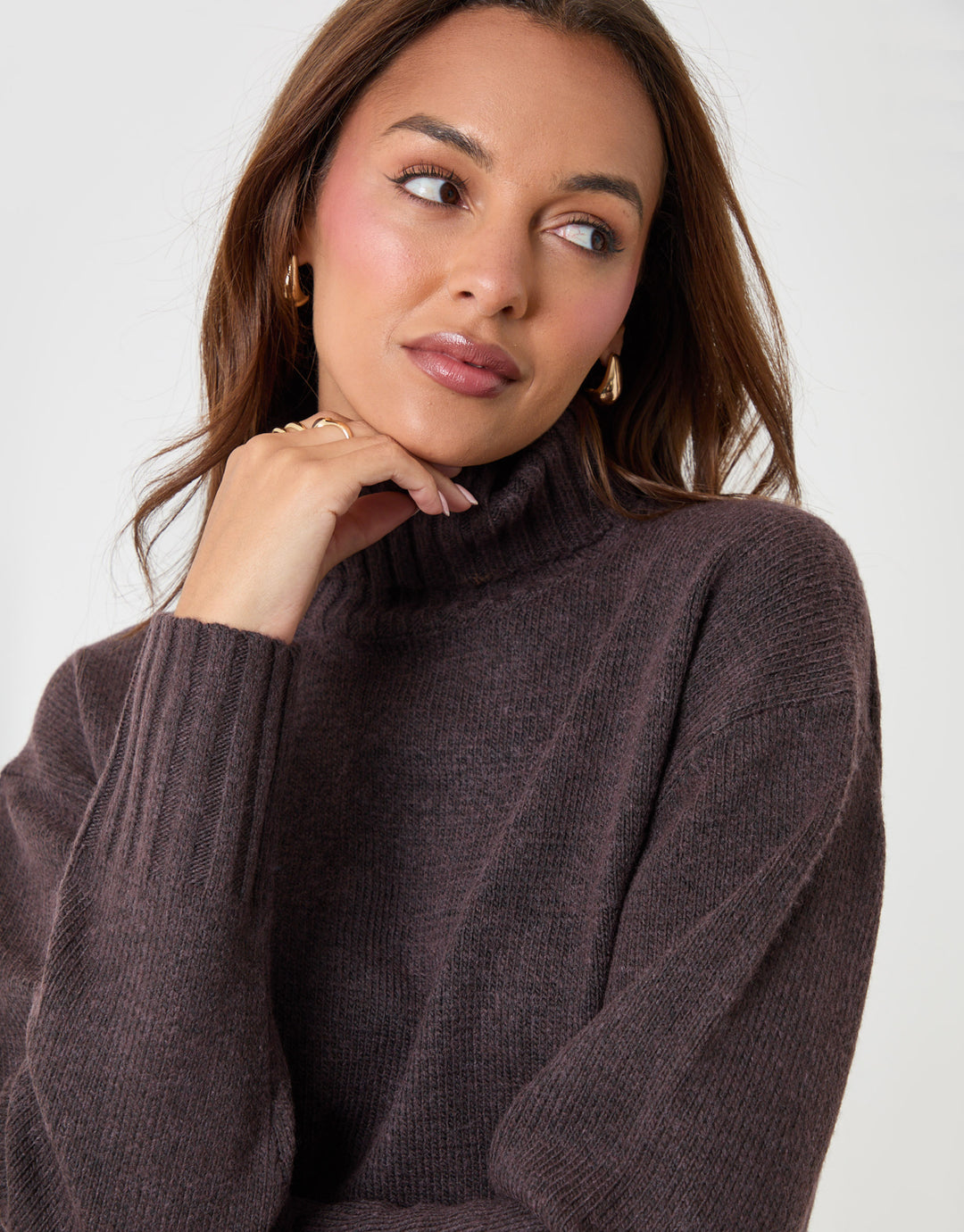 Threadbare Oversized Roll Neck Jumper in Chocolate Brown - close up
