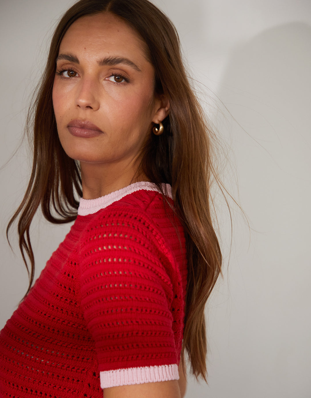 Contrast Tipping Crochet T-Shirt in Red