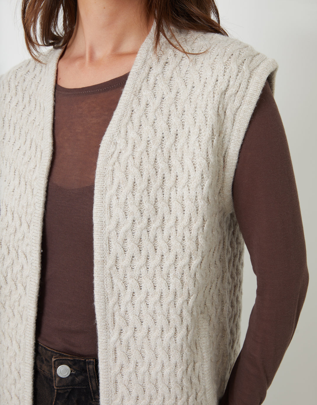 Cream Textured Knitted Gilet