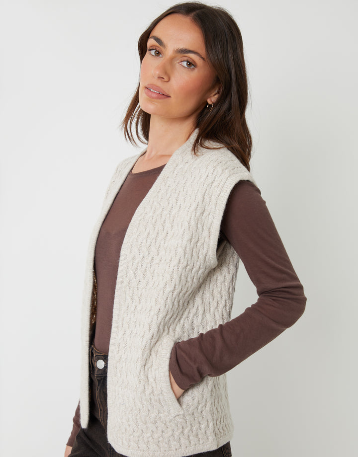 Cream Textured Knitted Gilet