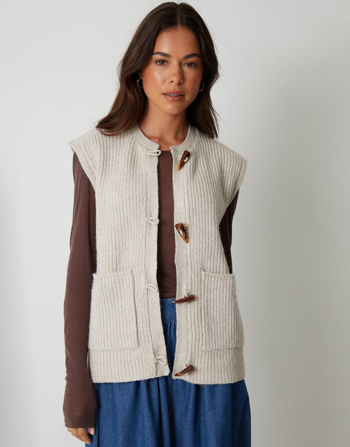 Cream Toggle Detail Chunky Knit Vest