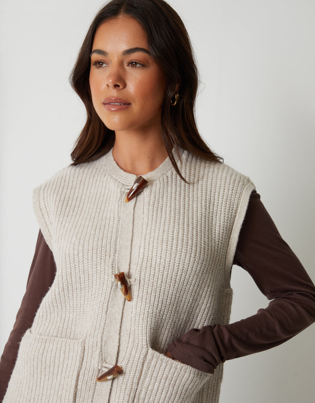 Cream Toggle Detail Chunky Knit Vest