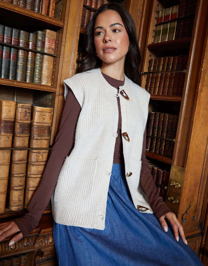 Cream Toggle Detail Chunky Knit Vest