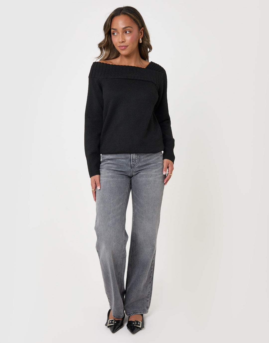 Asymmetric Slash Neck Jumper in Black