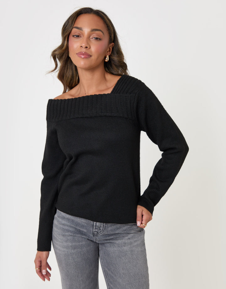 Asymmetric Slash Neck Jumper in Black