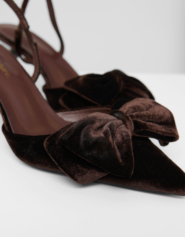 Threadbare Velvet Bow Kitten Heels in Chocolate Brown - close side view