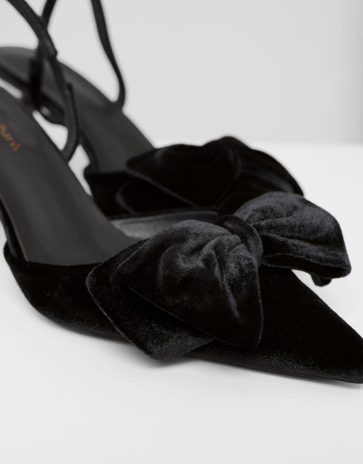 Threadbare Velvet Bow Kitten Heels in Black - close up
