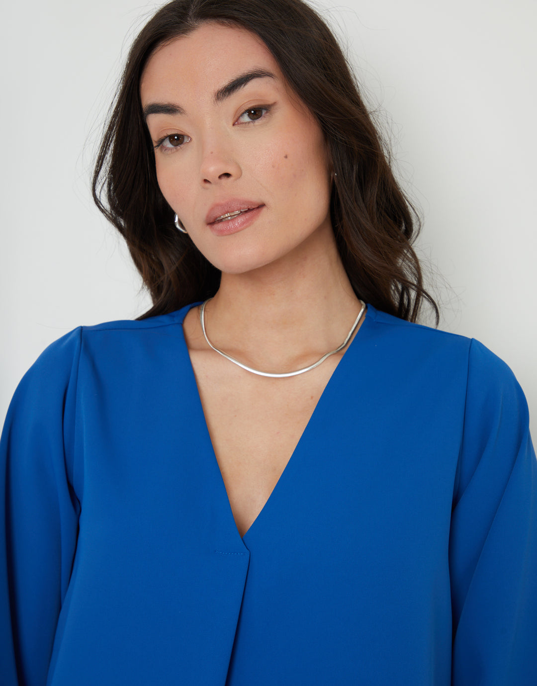 V Neck Puff Sleeve Blouse in Blue