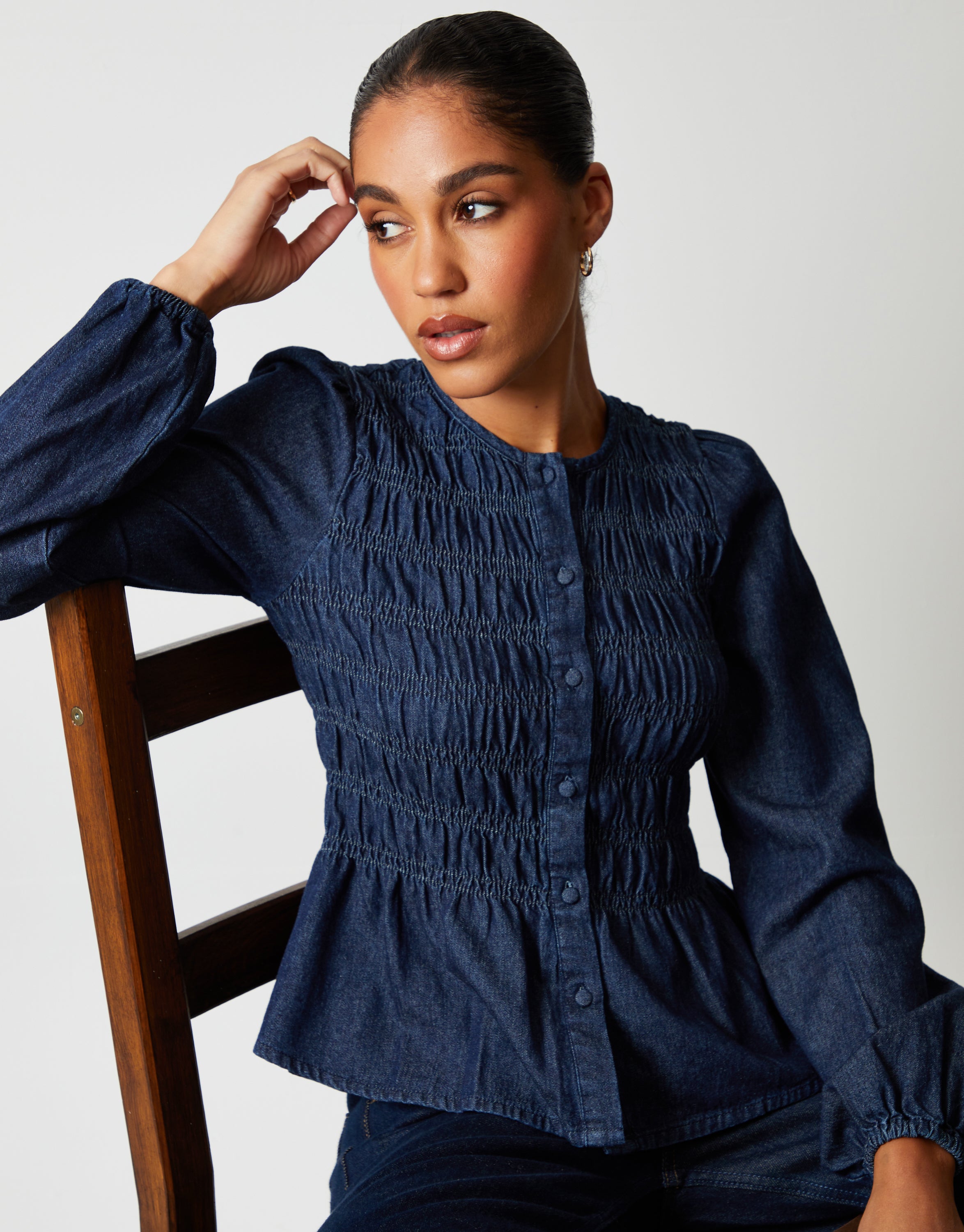 Threadbare Women's Indigo Wash Denim Shirred Smock Blouse