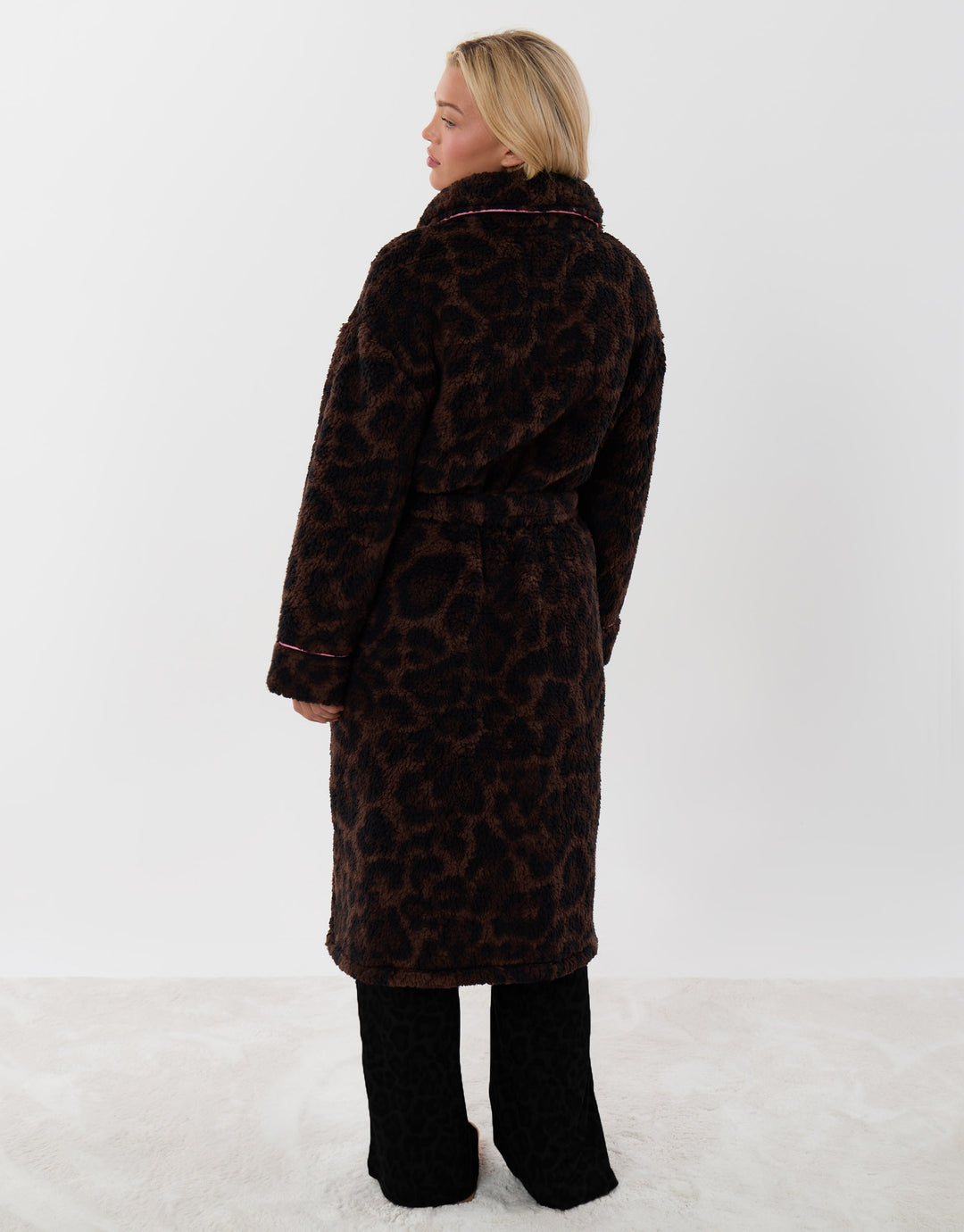 Contrast Piping Dressing Gown in Leopard Print
