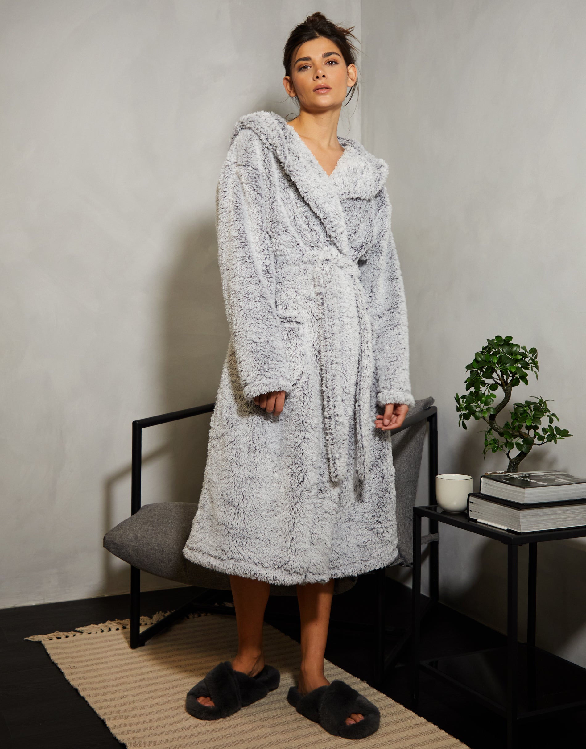 Long grey fluffy dressing gown hotsell
